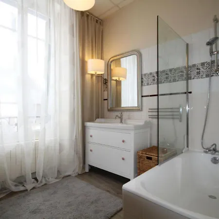 Casa de Férias Maison Mont-dore, 8 Pieces, 8 Personnes - Fr-1-608-5